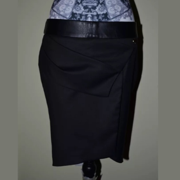 Mangano Bullock Skirt NWOT - Picture 2 of 4